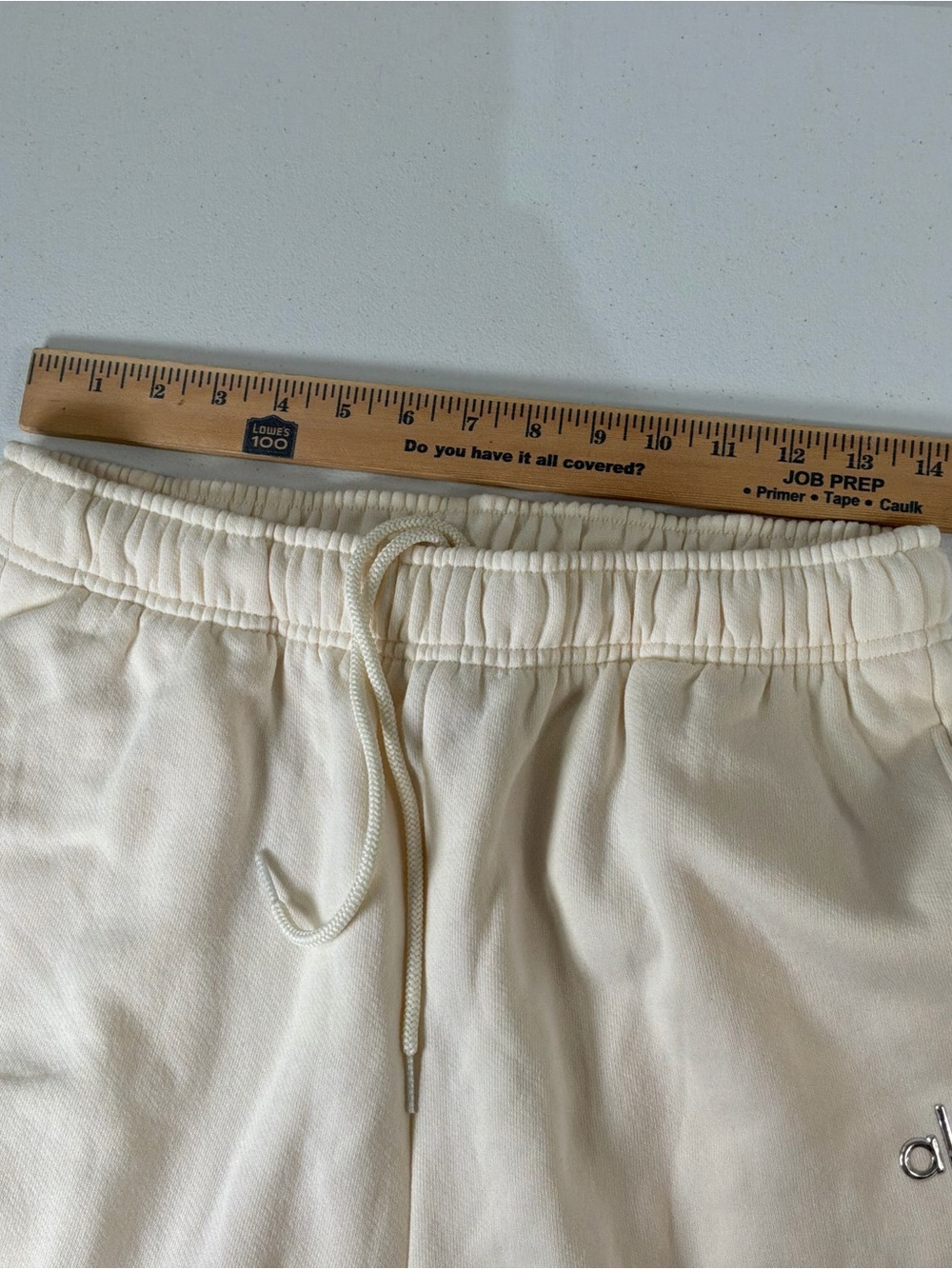 ALO Yoga Accolade Sweatpant Joggers Ivory Oversized Baggy Size Medium Athleisure - Picture 8 of 8